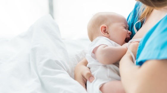 9)	Bayi Bingung Puting (Nipple Confusion) 